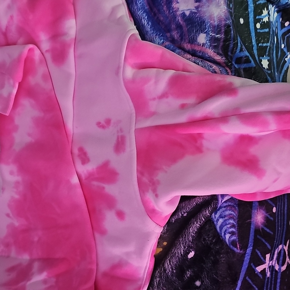 BRAND NEW, NEVER WORN! Comfrt Tie-Dye Set. Universal Is For Men/Women. Both Sz M - Picture 3 of 6